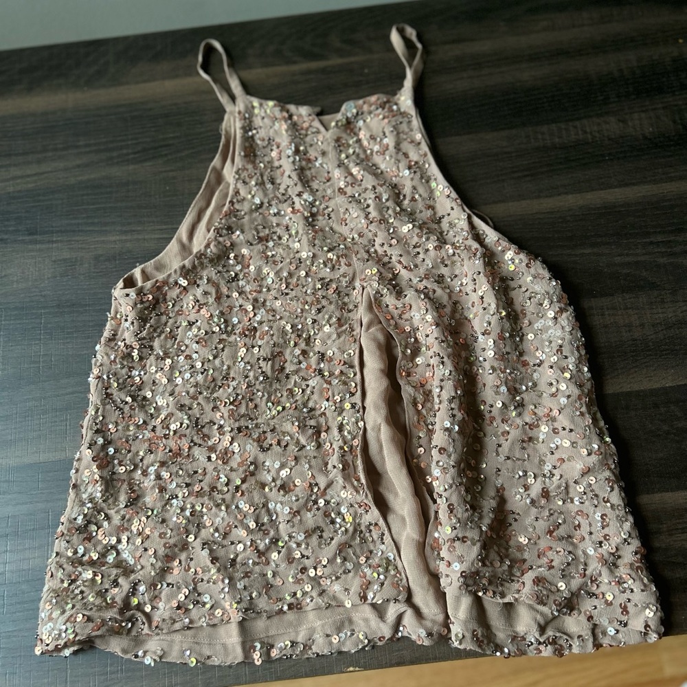 High neck golden sequin top by MNG Suit